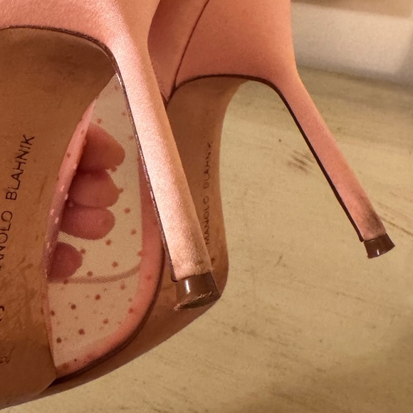 Manolo Blahnik Pink Mesh and Satin Bbla Pointed Toe Pumps Size 37.5 - Picture 7 of 13